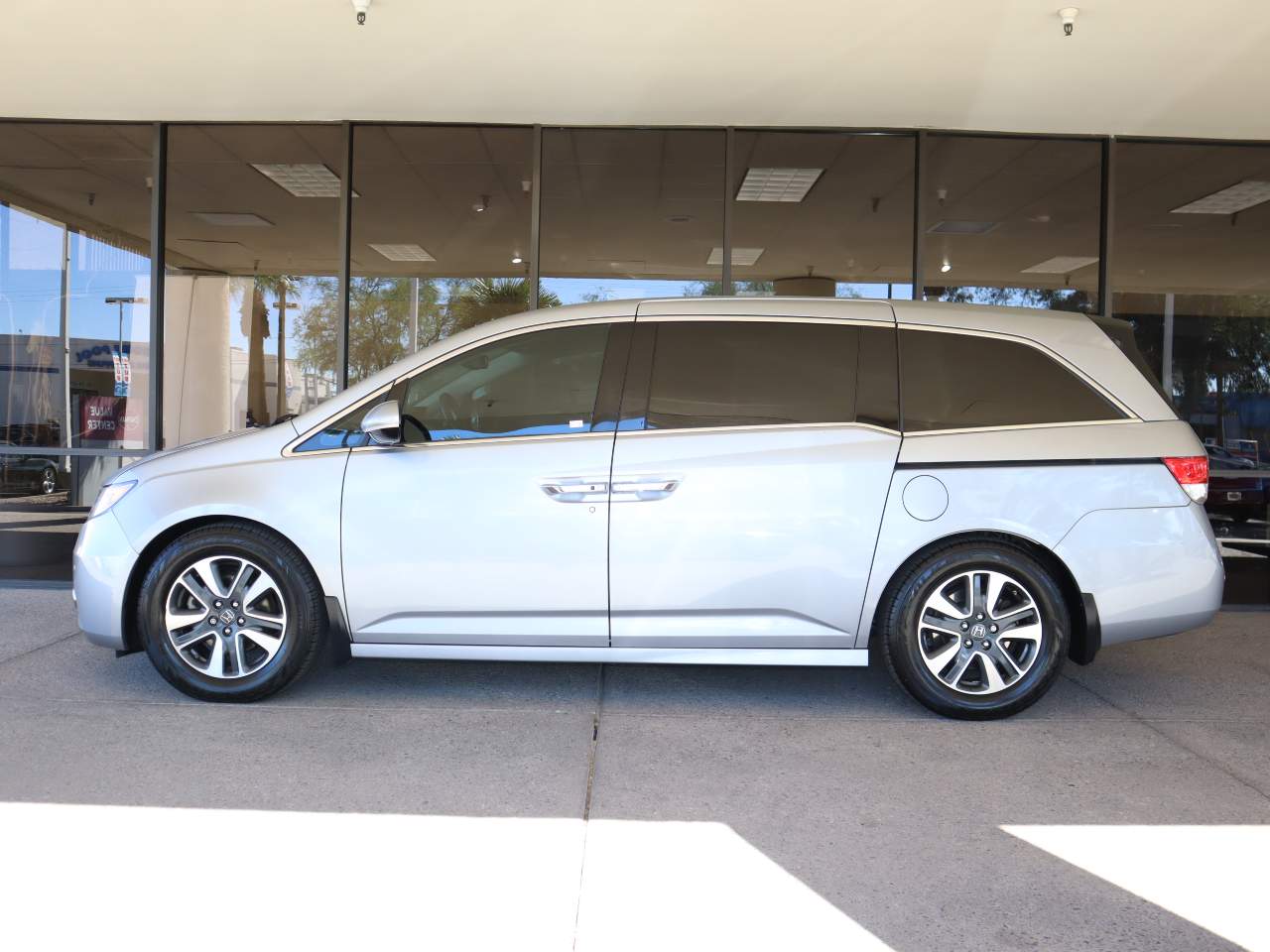 2016 Honda Odyssey Touring Elite