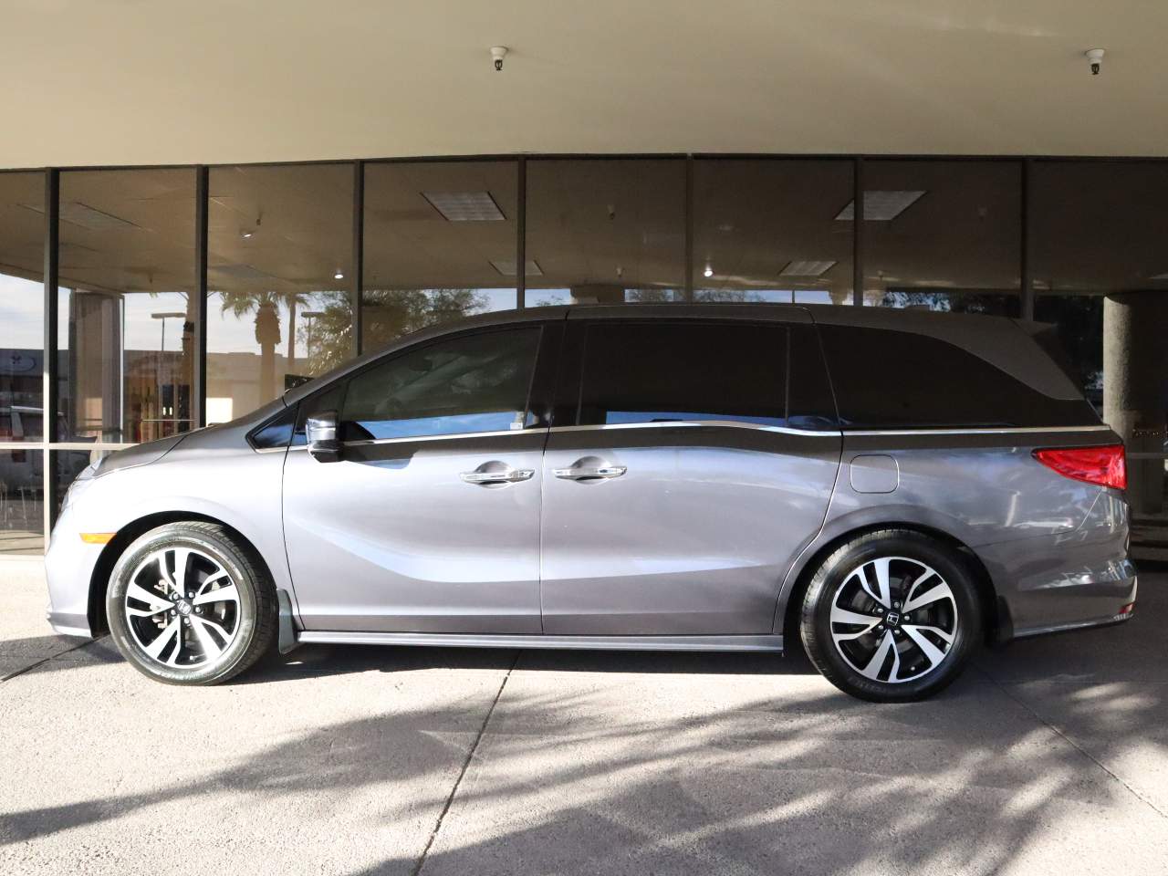 2019 Honda Odyssey Elite