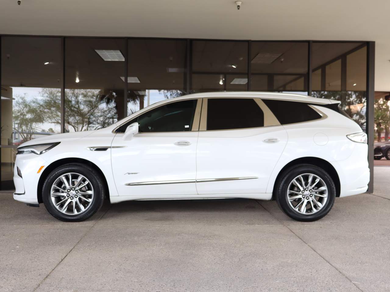 2023 Buick Enclave Avenir