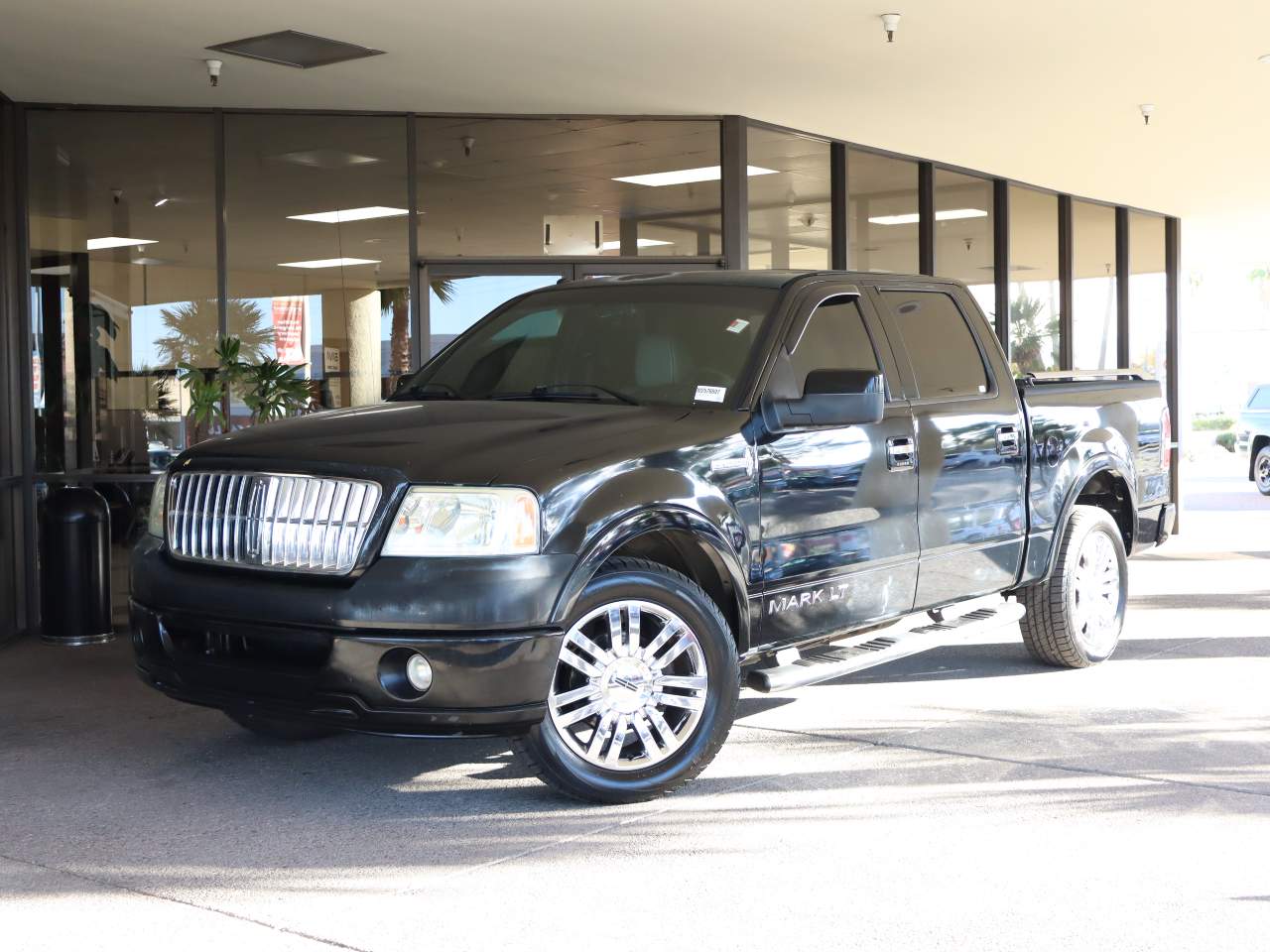 2008 Lincoln Mark LT Crew Cab