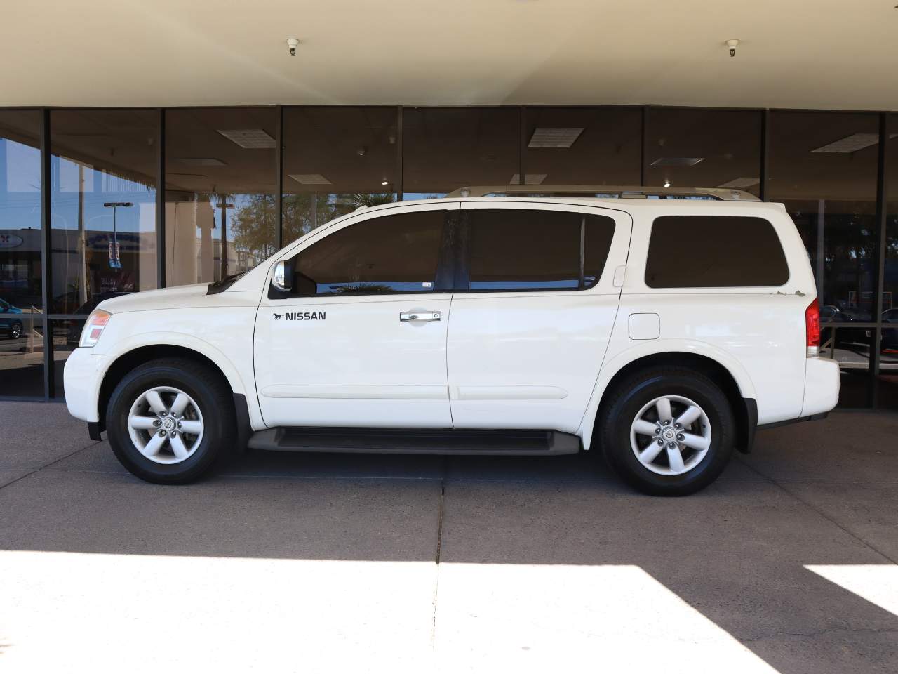 2011 Nissan Armada SV