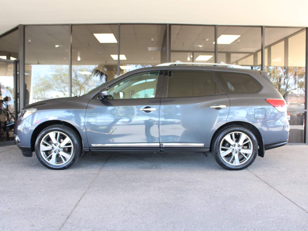 2014 Nissan Pathfinder Platinum
