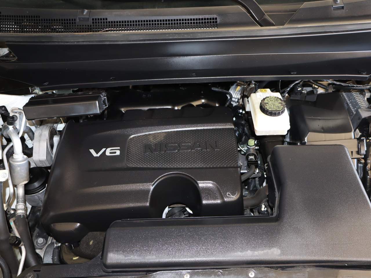 2017 Nissan Pathfinder SV