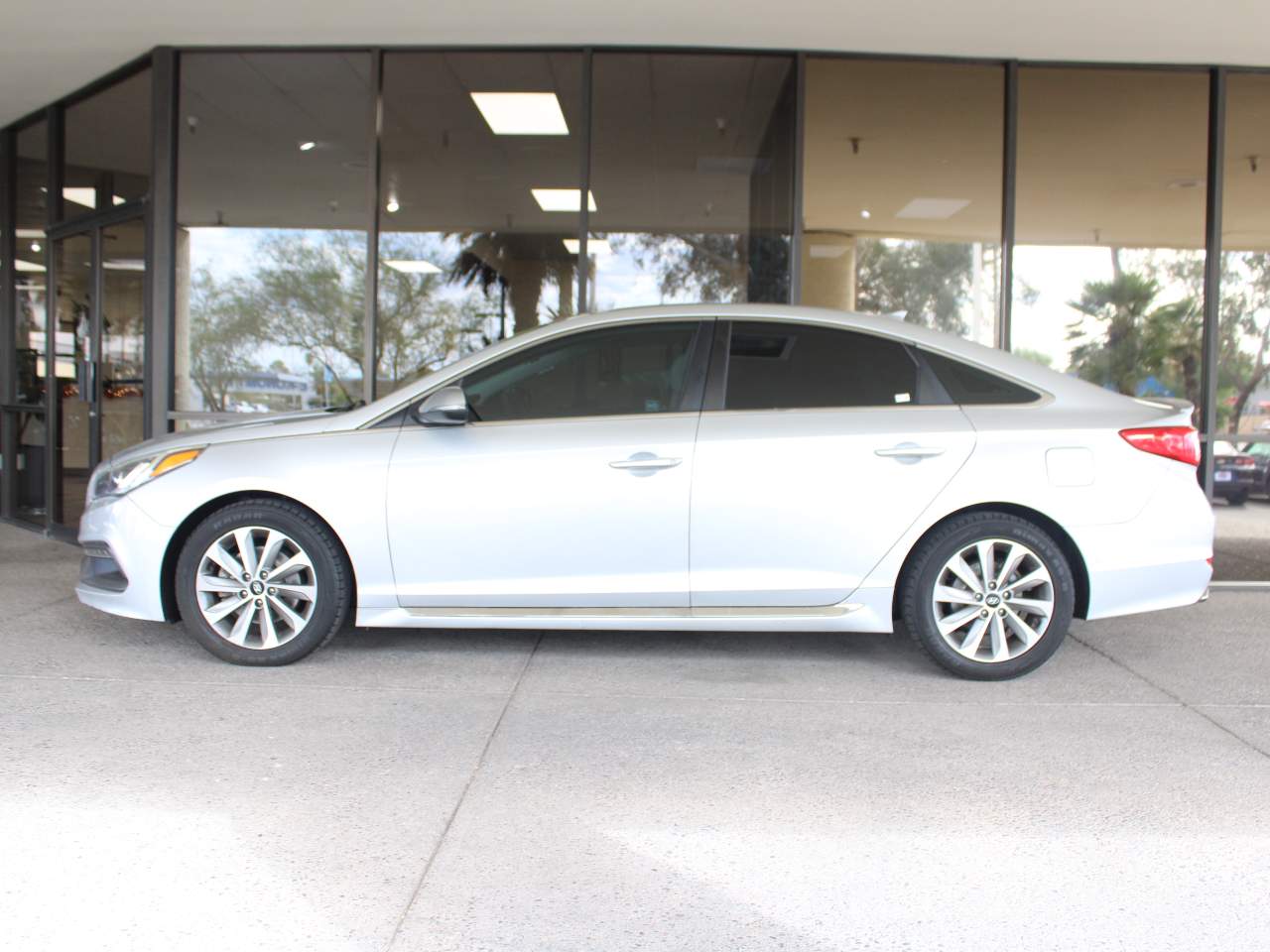 2015 Hyundai SONATA Sport