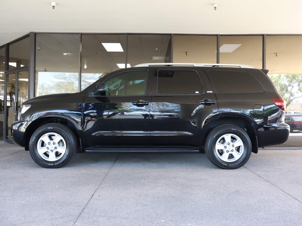 2019 Toyota Sequoia SR5