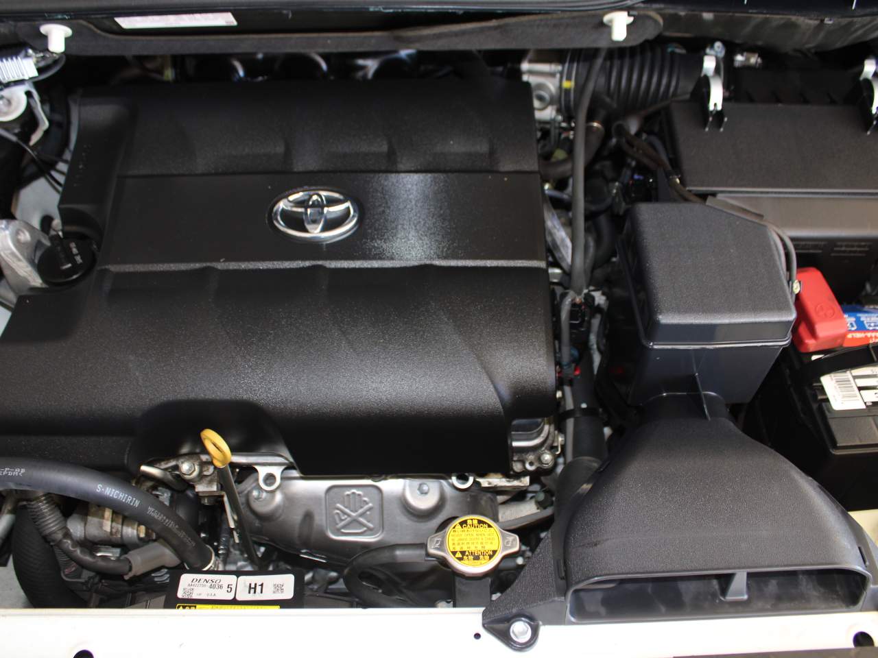 2013 Toyota Sienna SE 8-Passenger