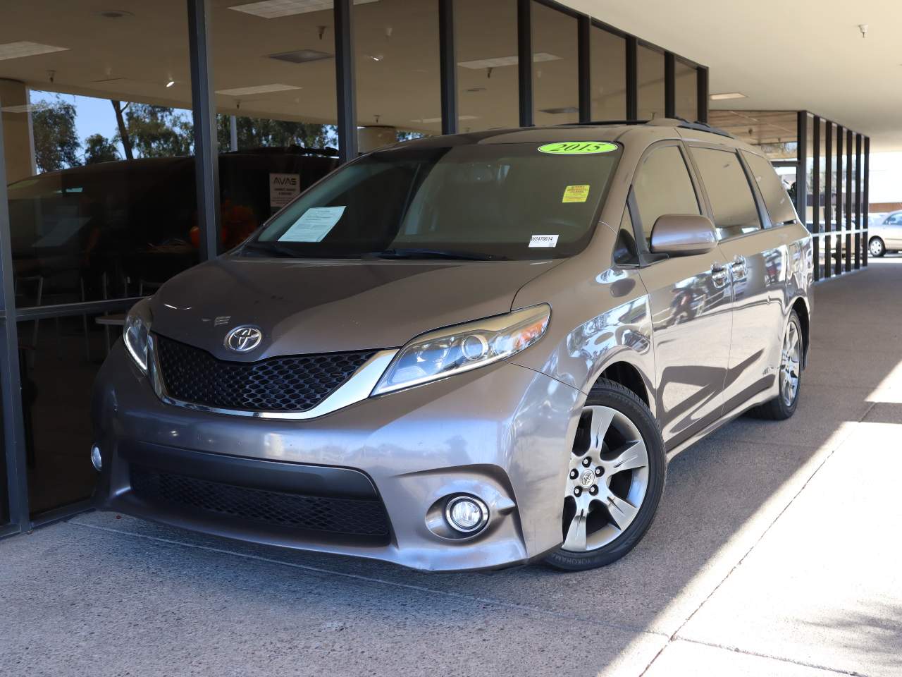 2015 Toyota Sienna SE 8-Passenger