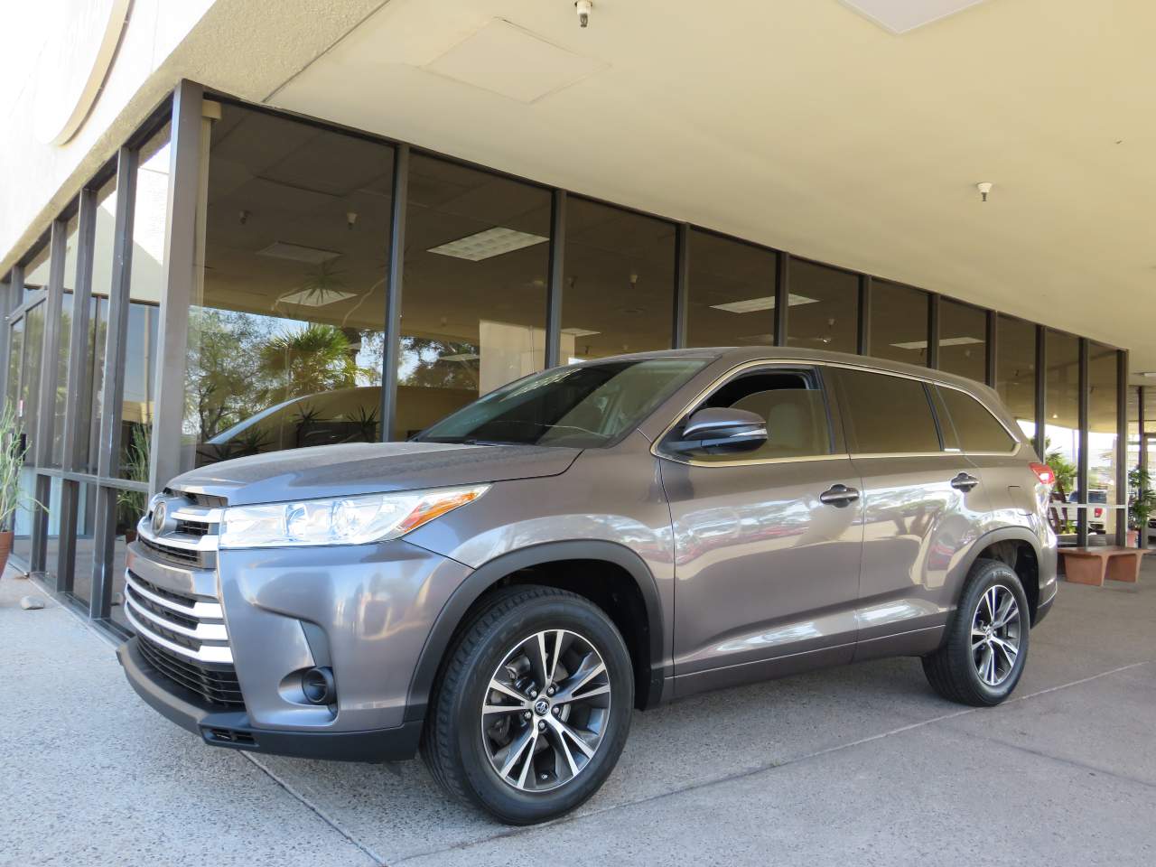 2018 Toyota Highlander LE