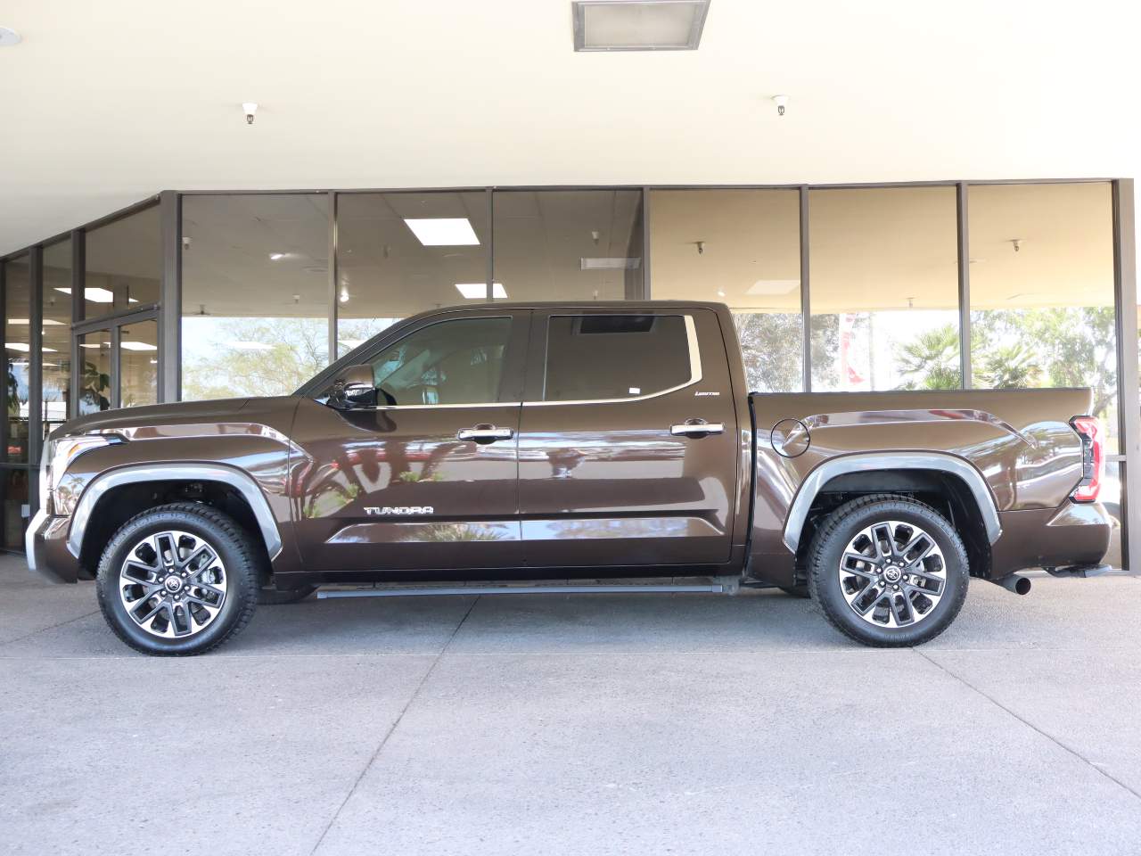 2022 Toyota Tundra Limited Crew Cab