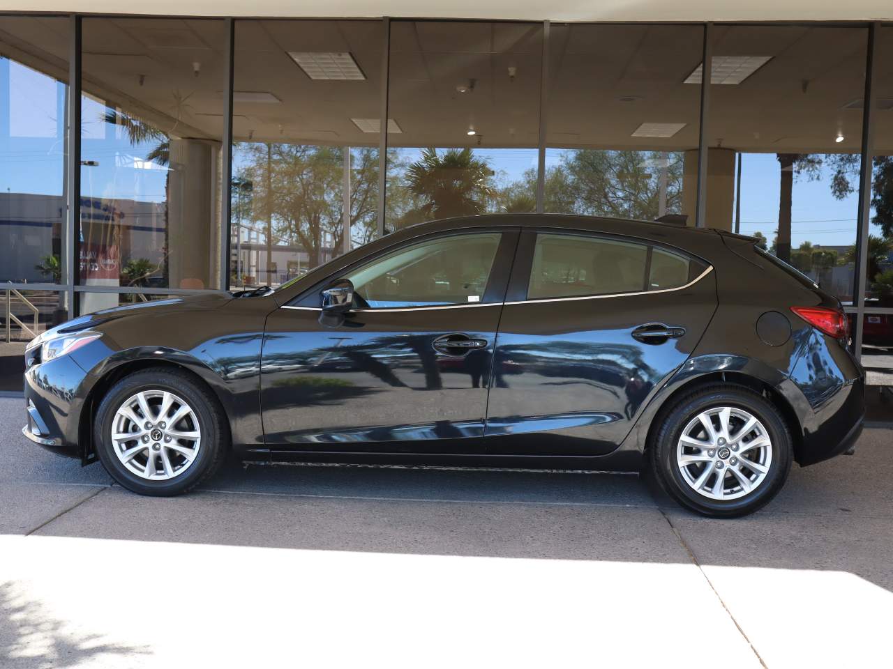 2014 Mazda3 i Grand Touring