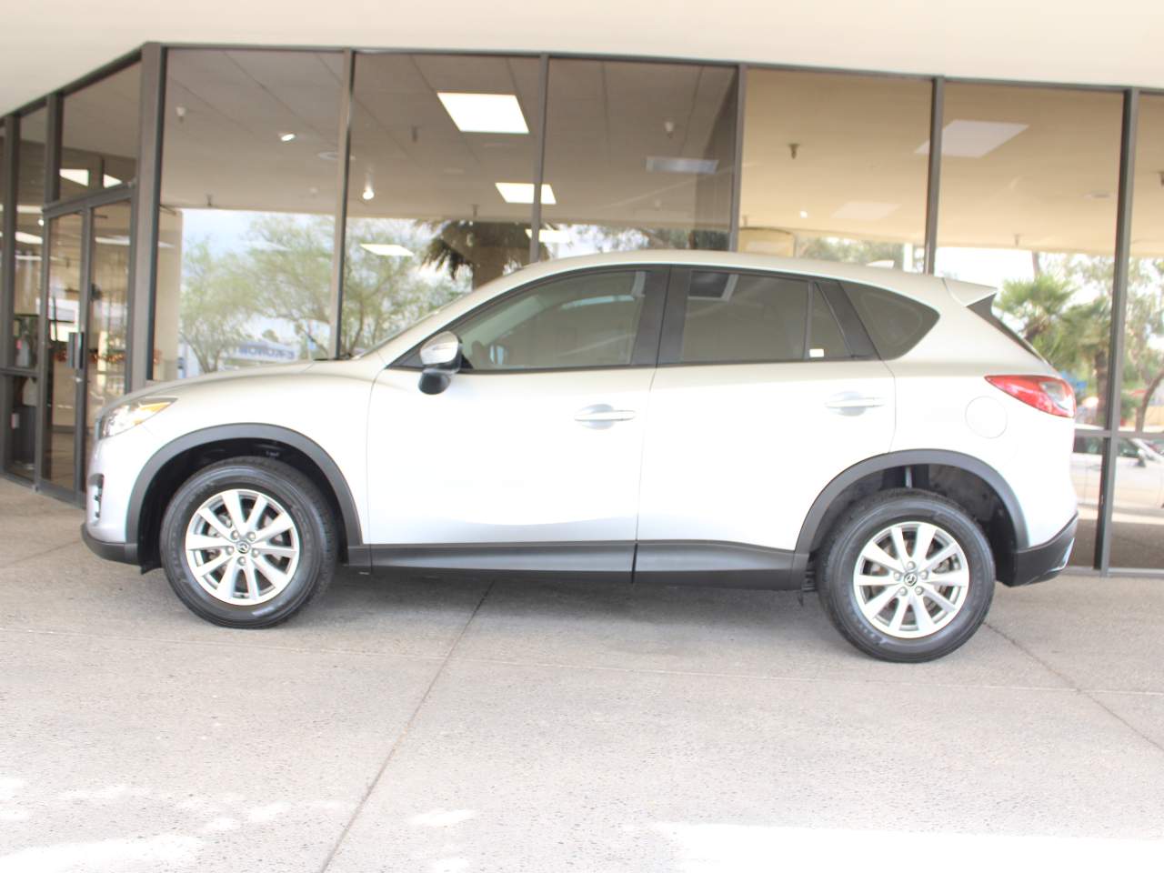 2016 Mazda CX-5 Sport