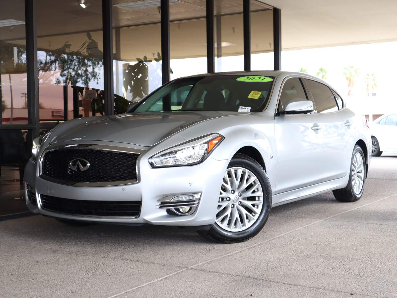 2016 INFINITI Q70L 3.7