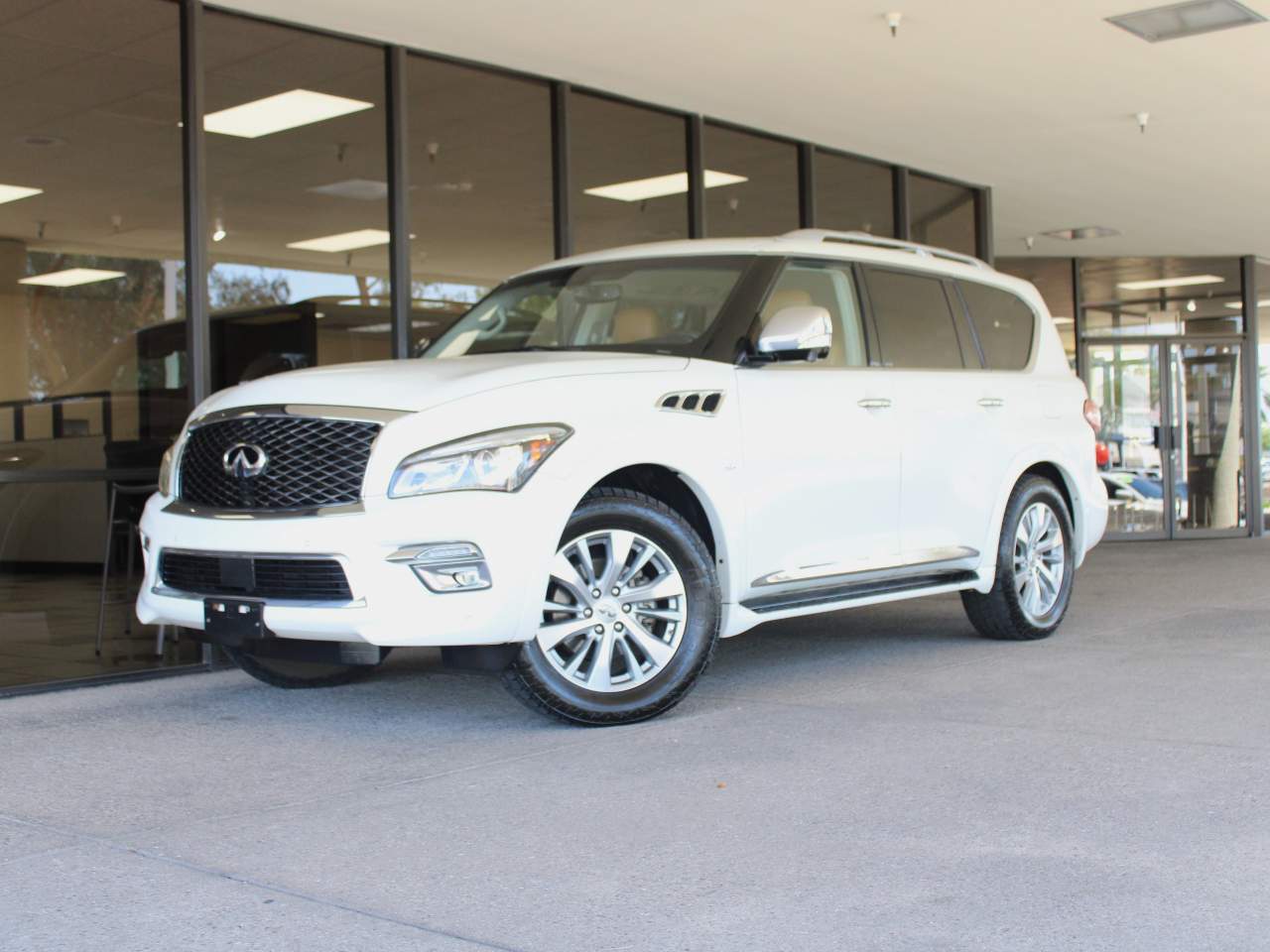 2016 INFINITI QX80