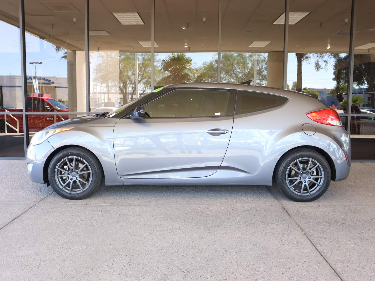 2016 Hyundai VELOSTER  