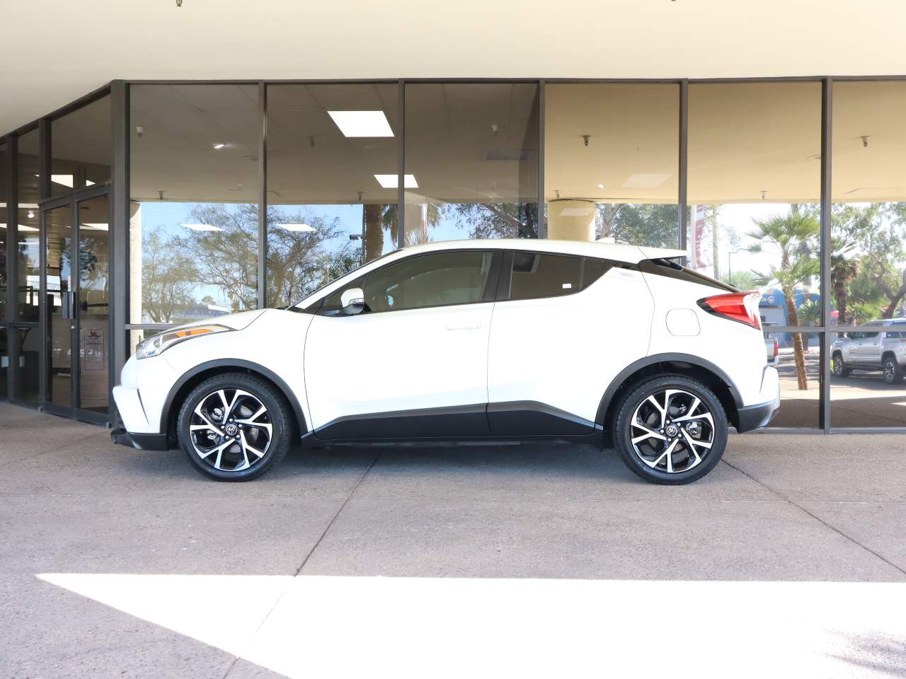 2018 Toyota C-HR XLE