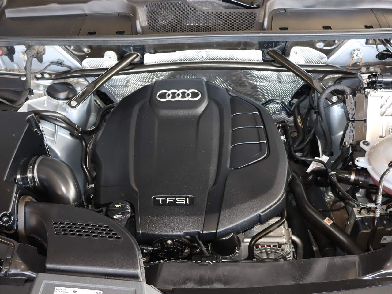 2018 Audi Q5 2.0T quattro Premium Plus