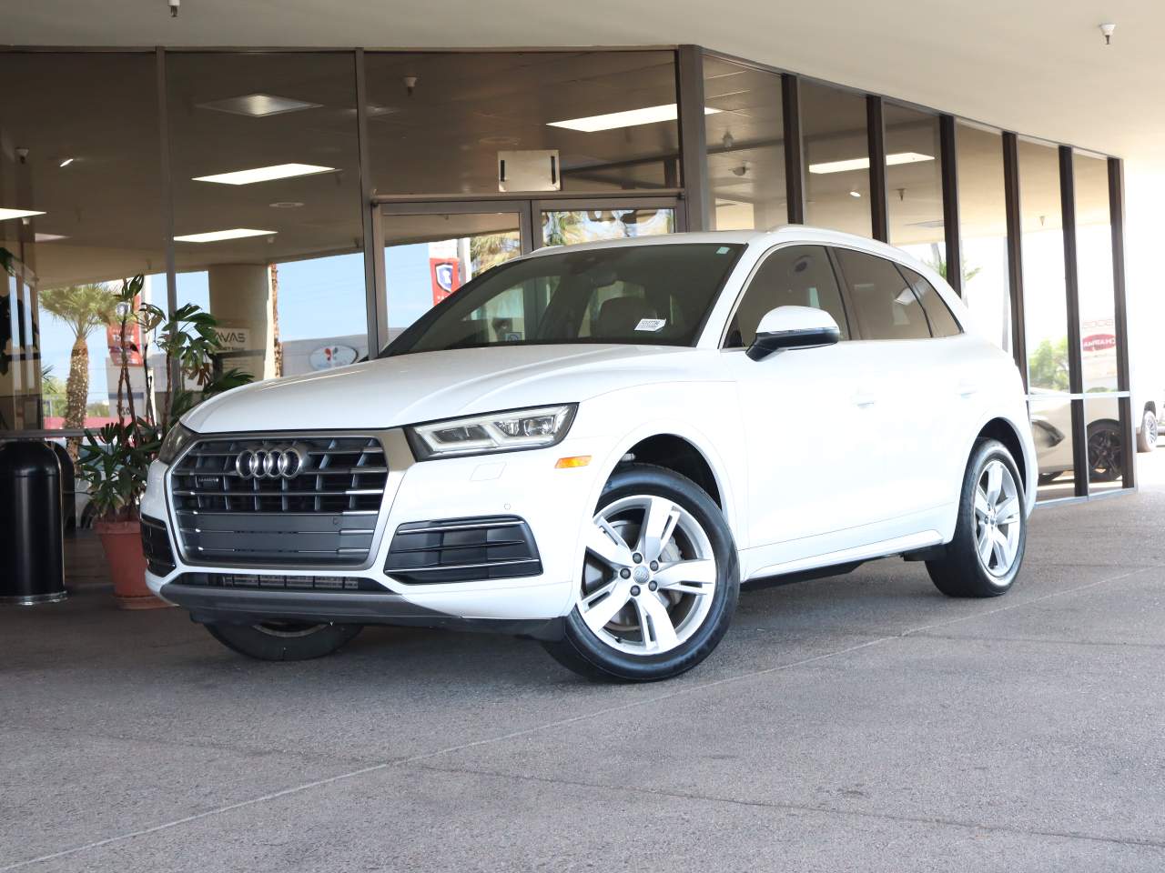 2018 Audi Q5 2.0T quattro Premium Plus