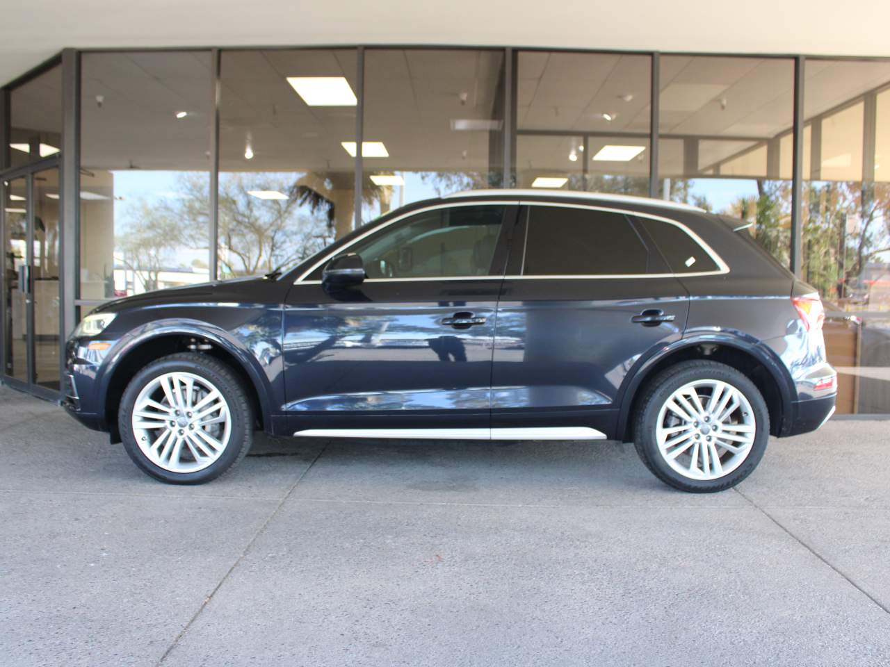 2018 Audi Q5 2.0T quattro Premium Plus