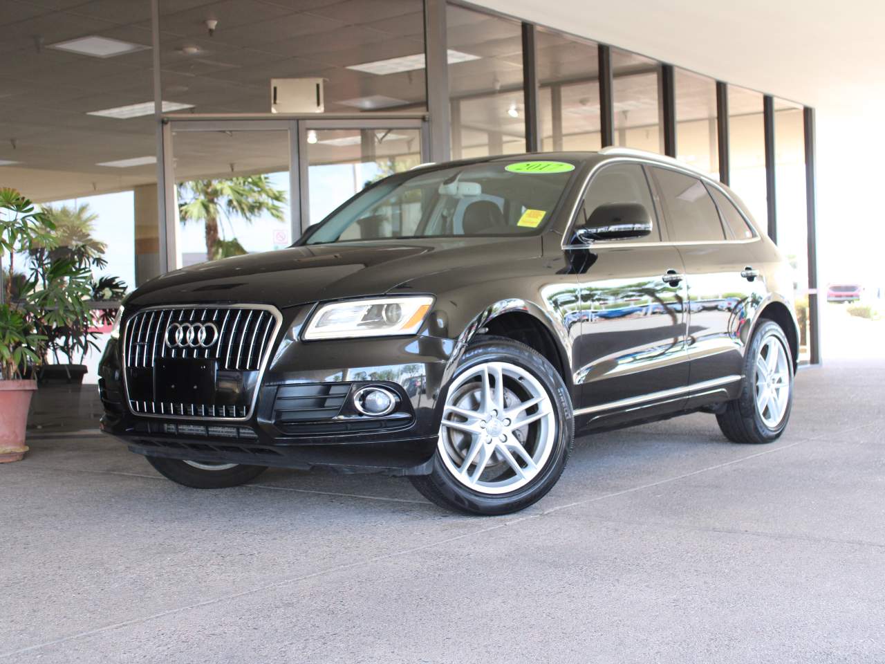 2017 Audi Q5 2.0T quattro Premium Plus