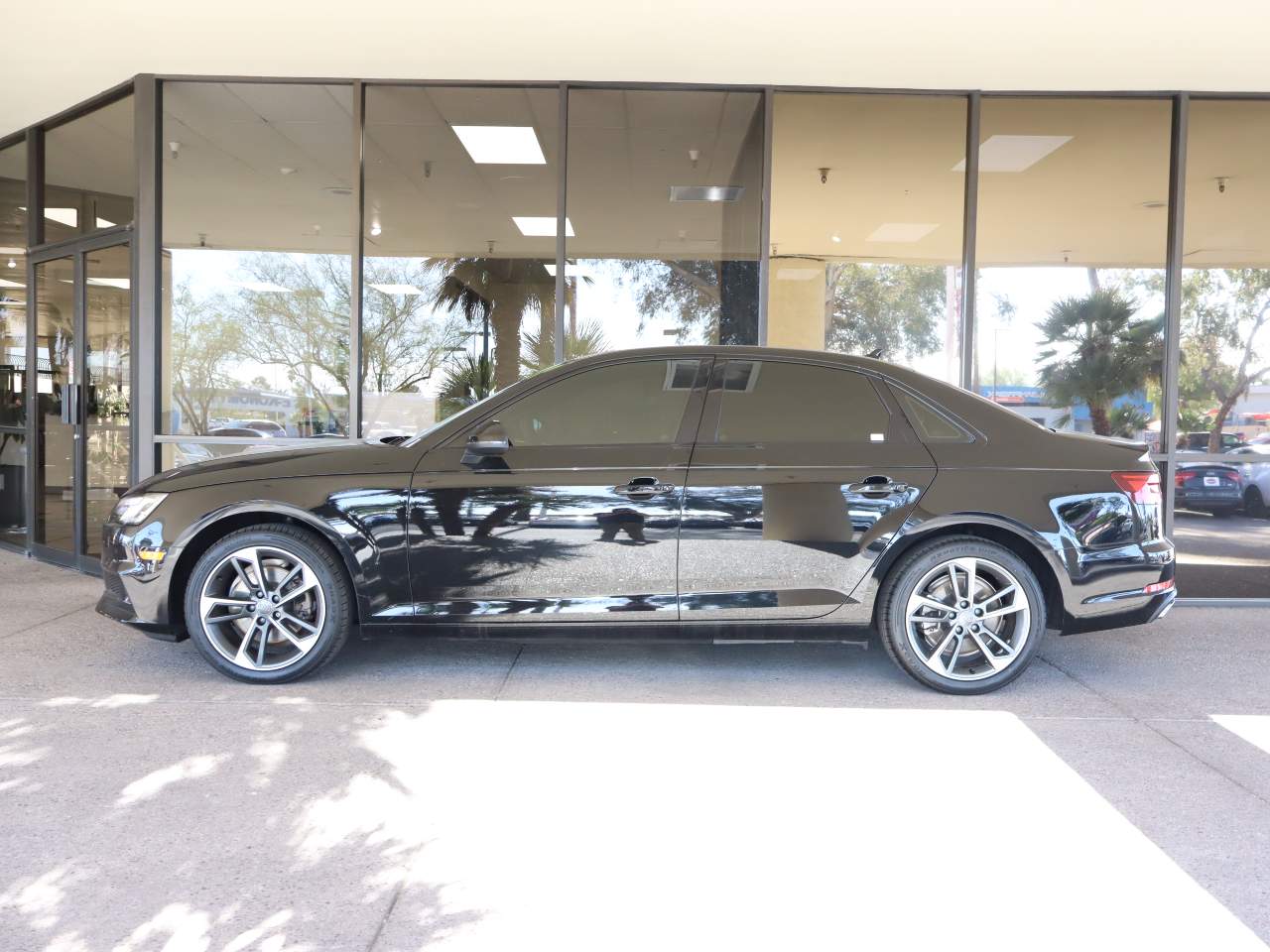 2019 Audi A4 Titanium 40 TFSI