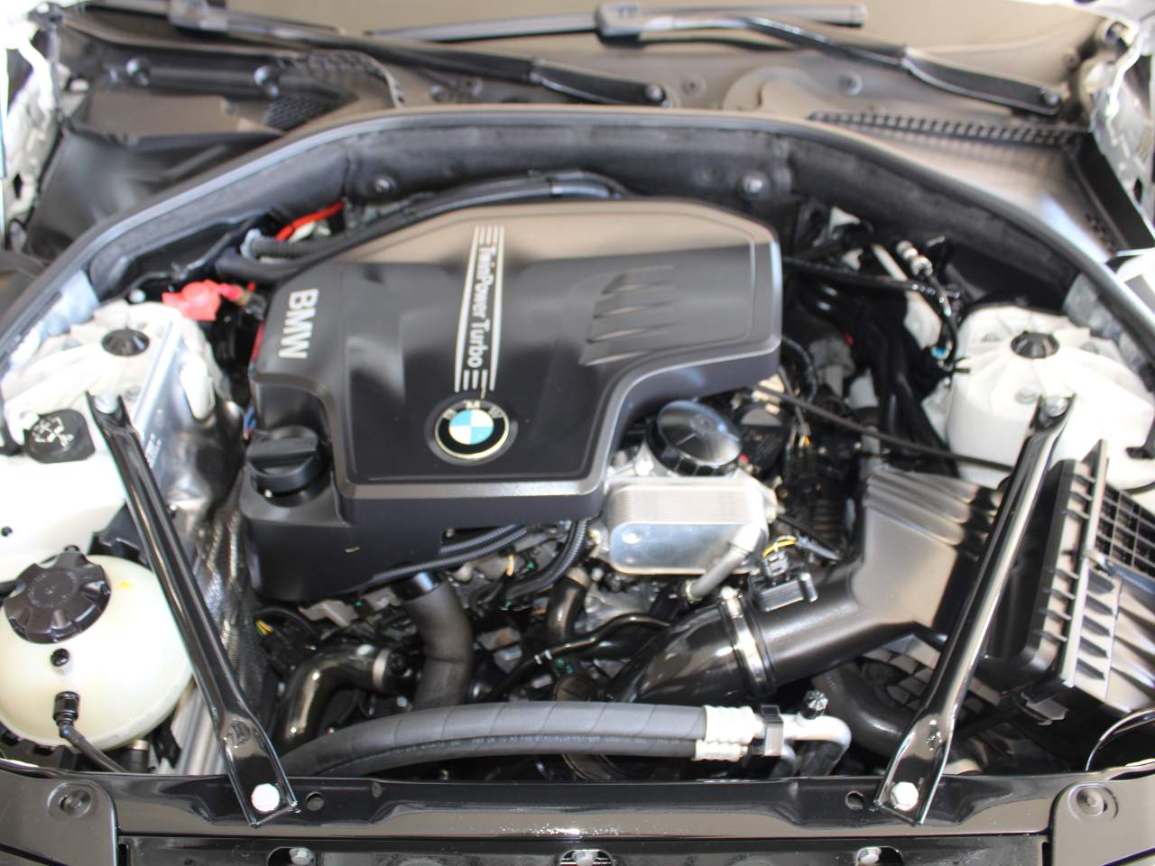 2014 BMW 5-Series 528i