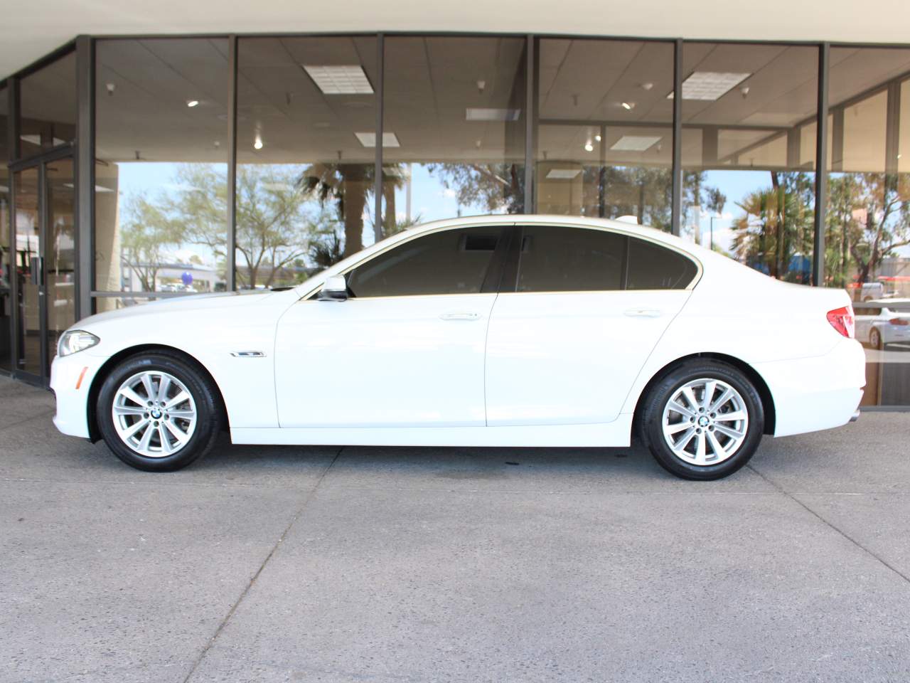 2014 BMW 5-Series 528i