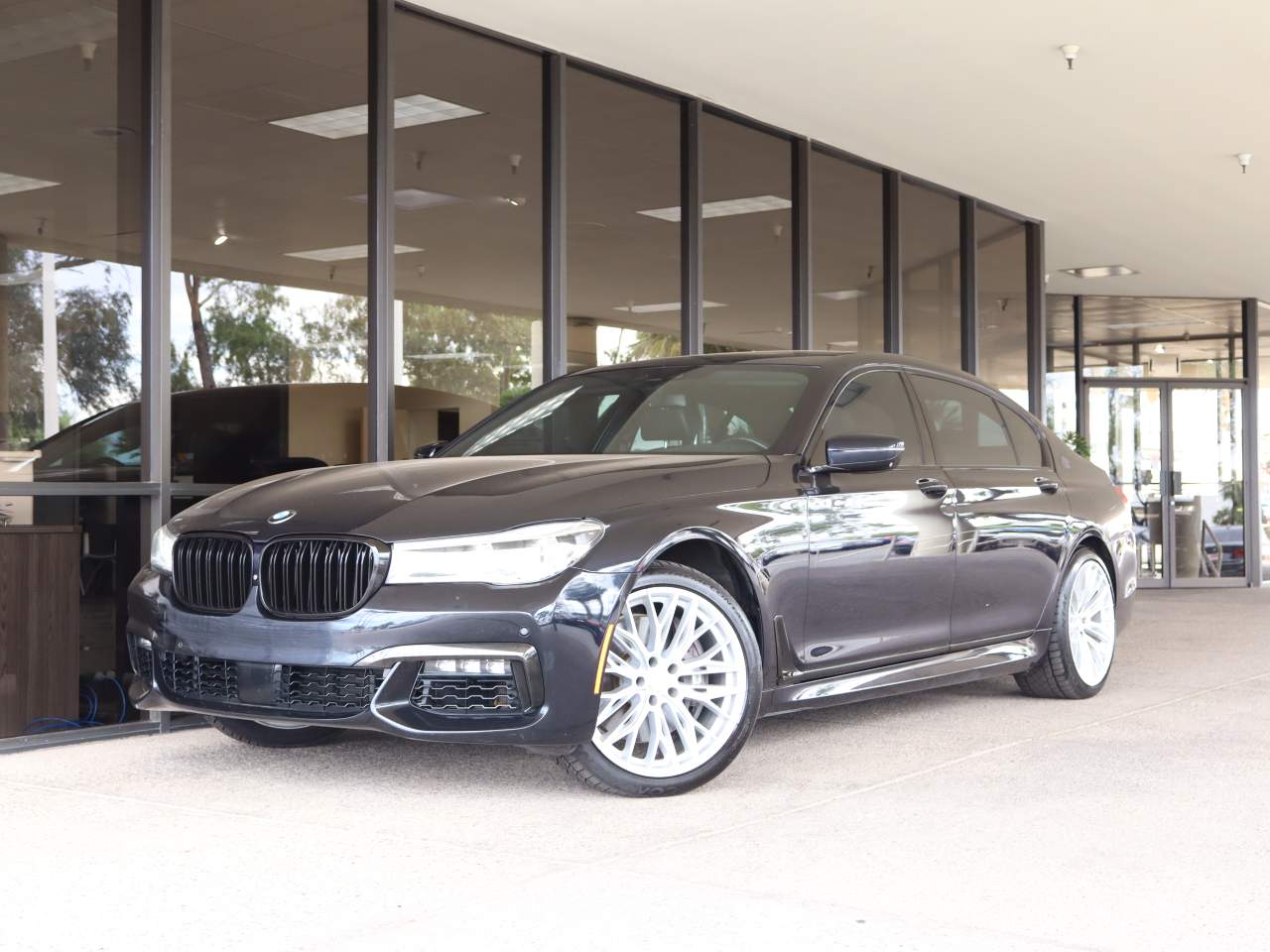 2016 BMW 7-Series 750i