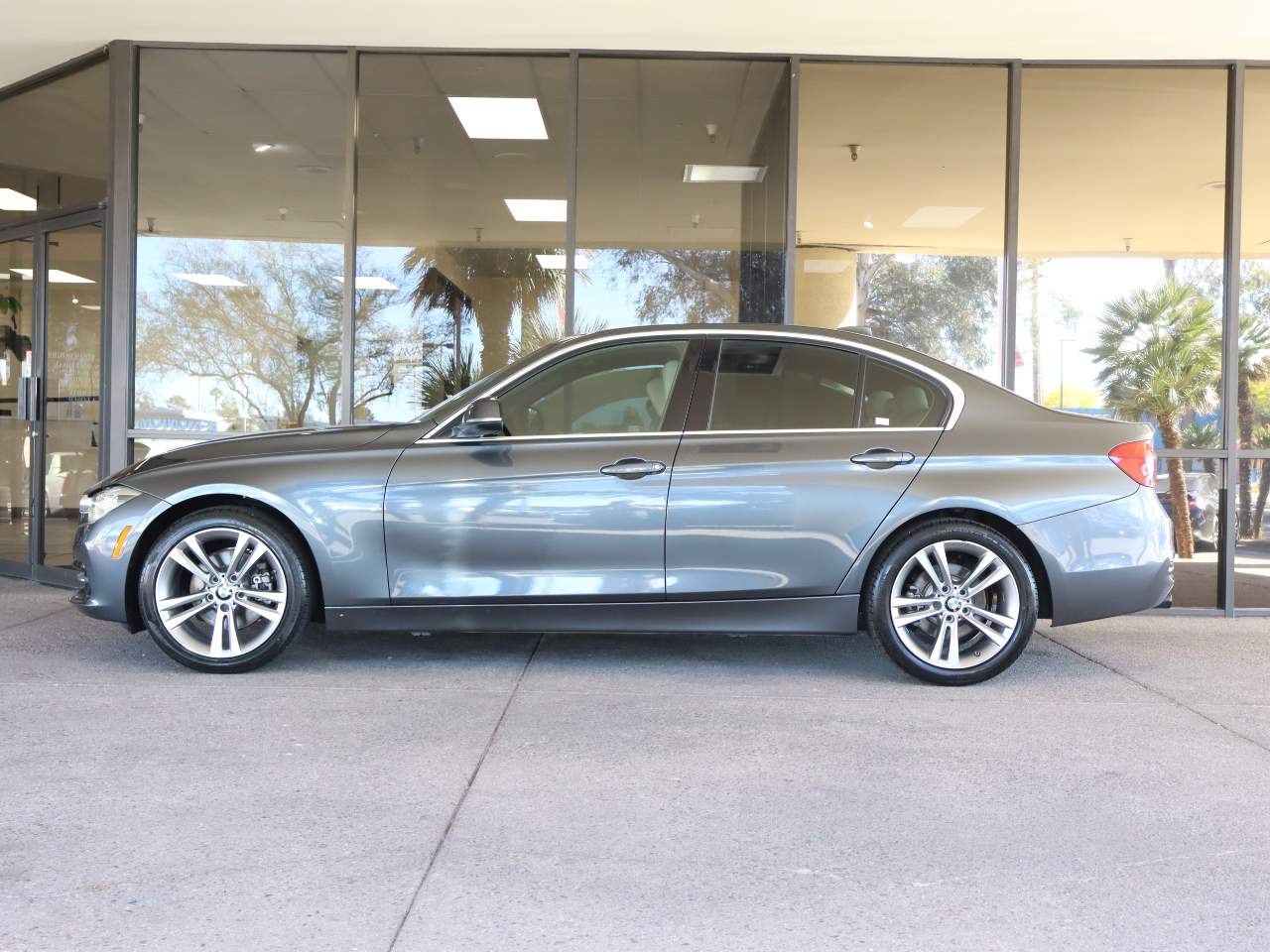 2017 BMW 3-Series 330i