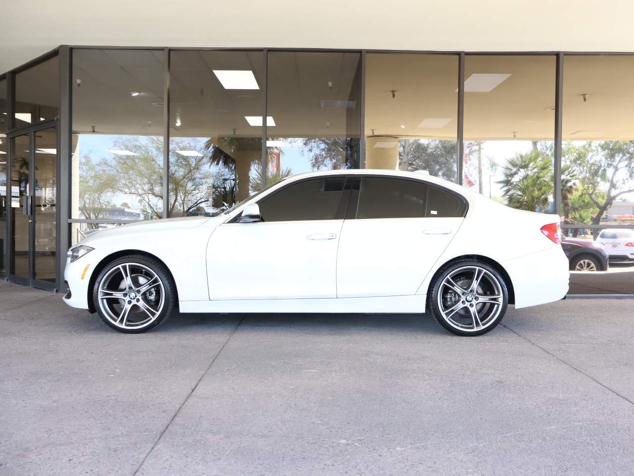 2017 BMW 3-Series 330i