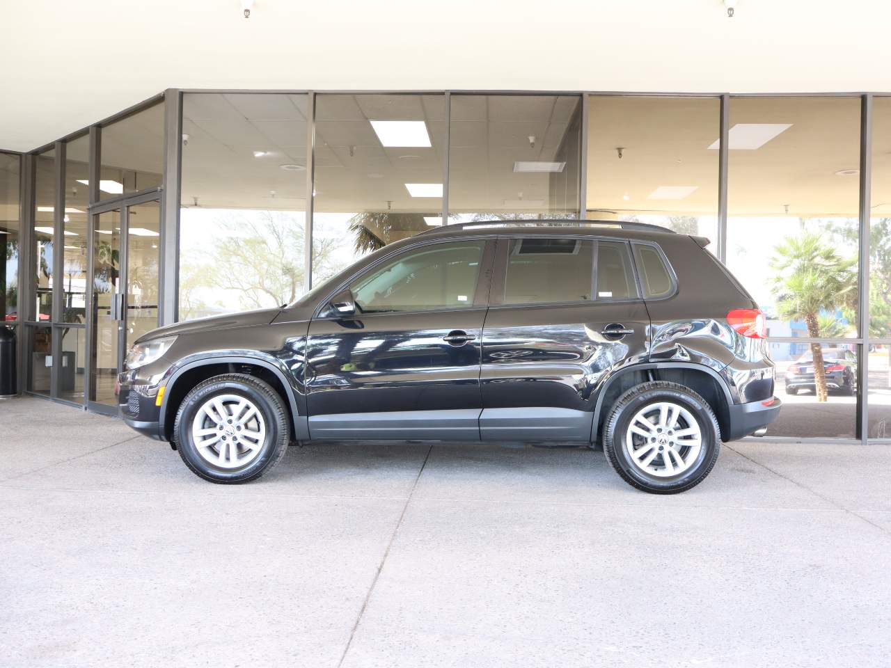 2017 Volkswagen Tiguan 2.0T S 4Motion