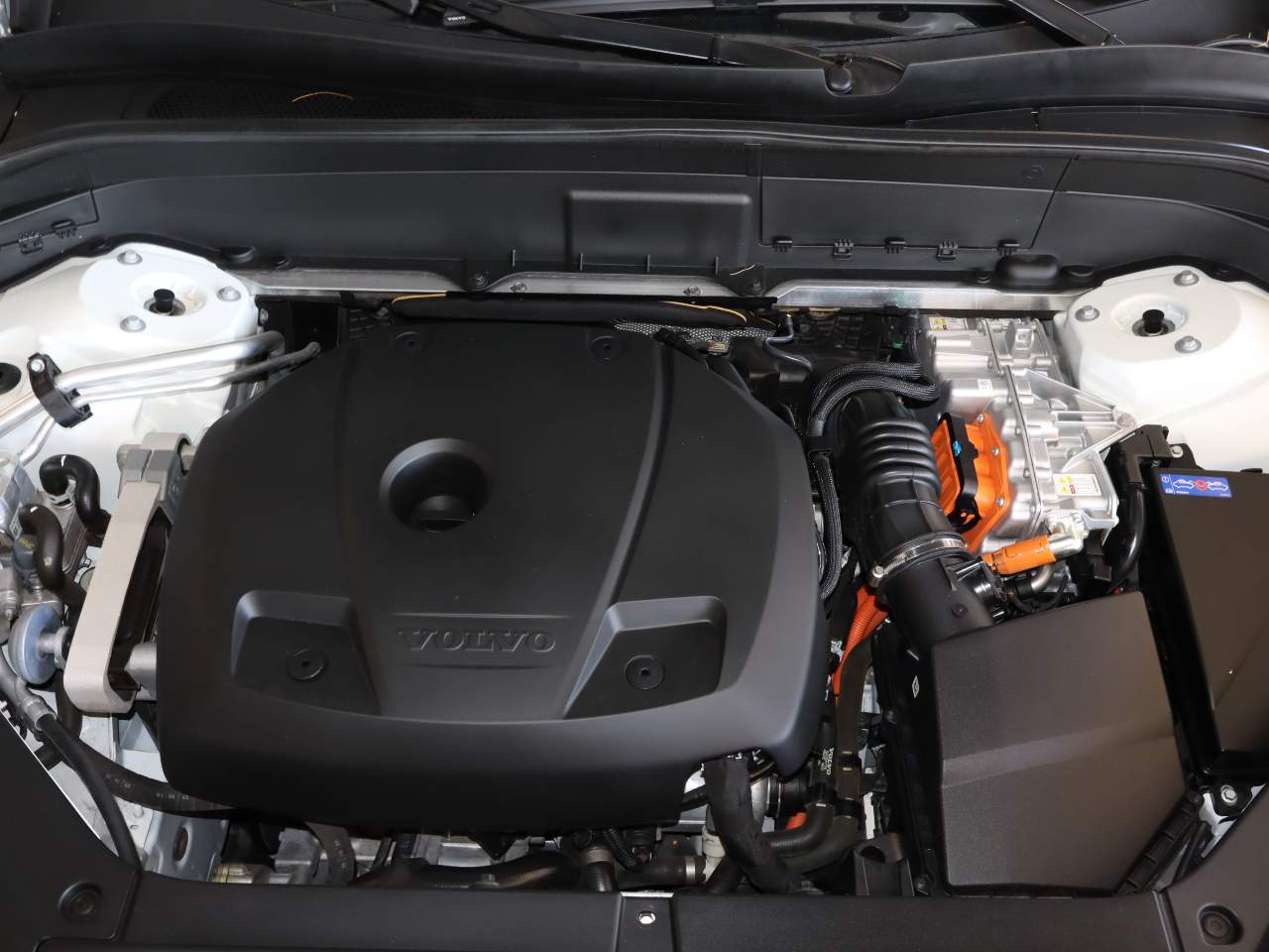 2021 Volvo XC90 Recharge T8 Inscription 7P