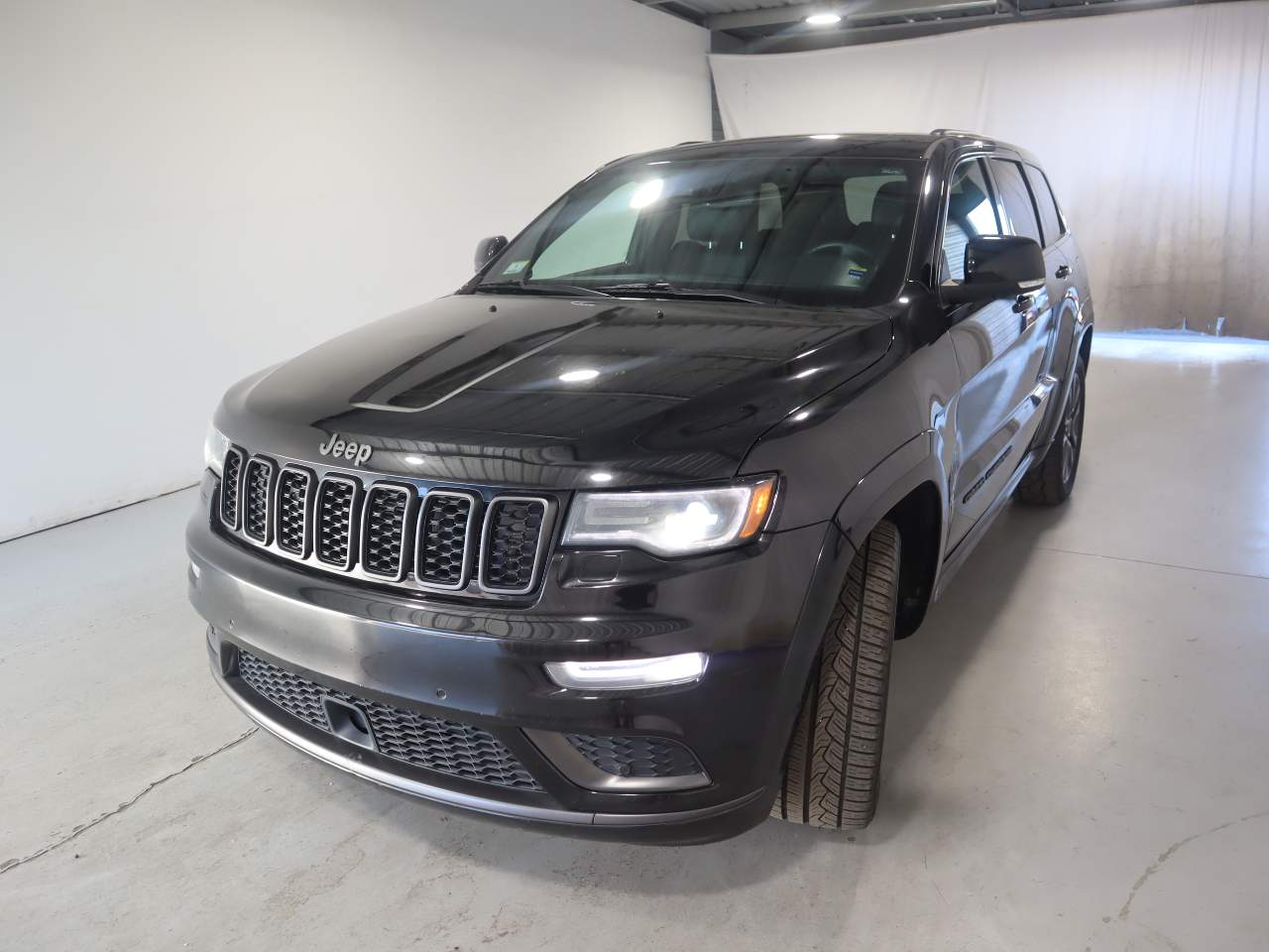 2019 Jeep Grand Cherokee Overland