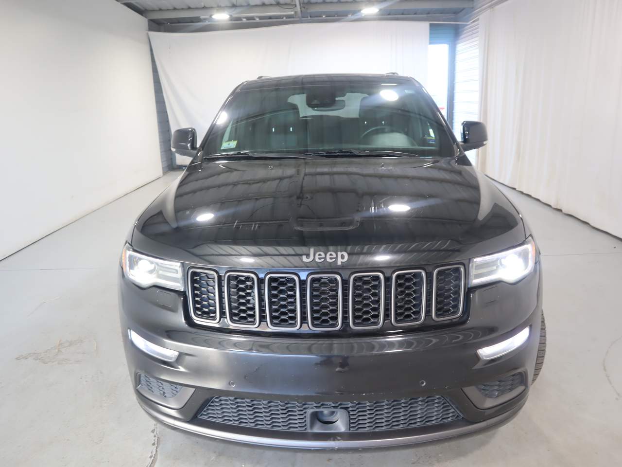 2019 Jeep Grand Cherokee Overland