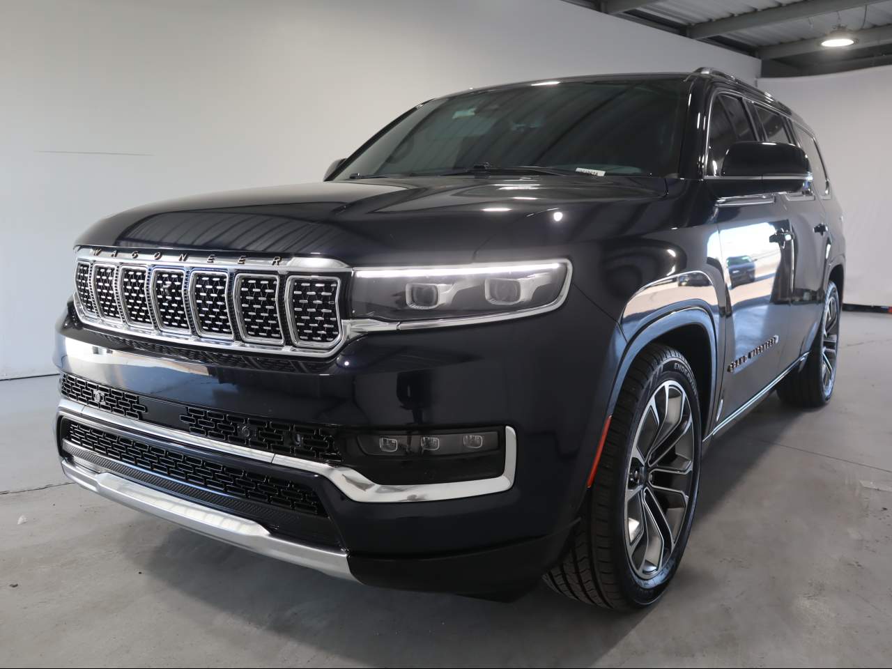 2023 Jeep Grand Wagoneer Series III