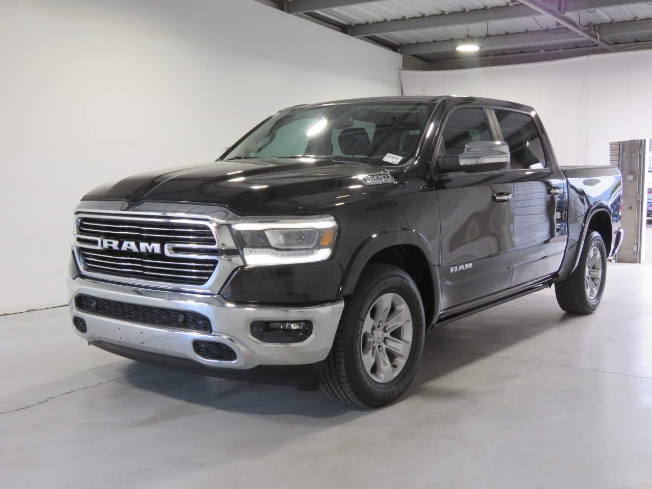 2019 Ram 1500 Laramie Crew Cab