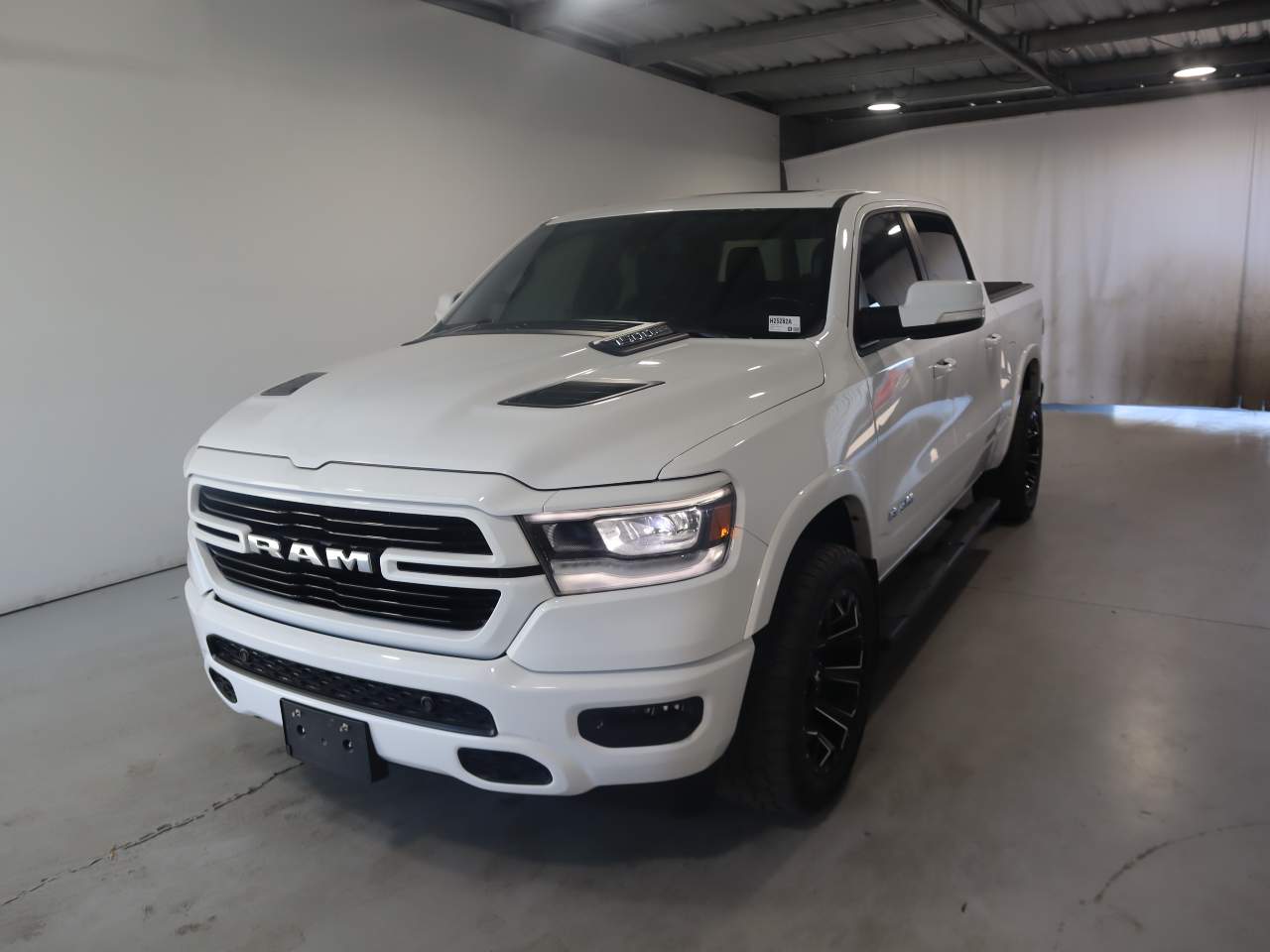 2020 Ram 1500 Laramie Crew Cab