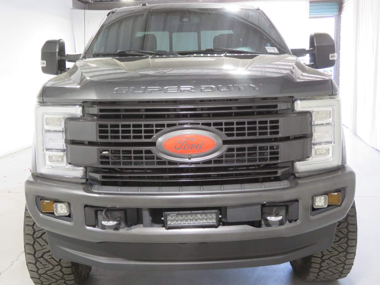 2017 Ford F-250 Super Duty Lariat Crew Cab