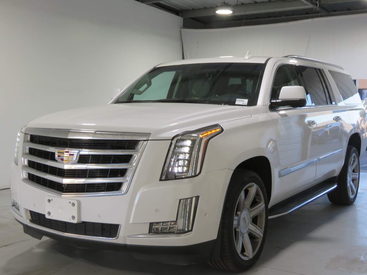 2019 Cadillac Escalade ESV Luxury