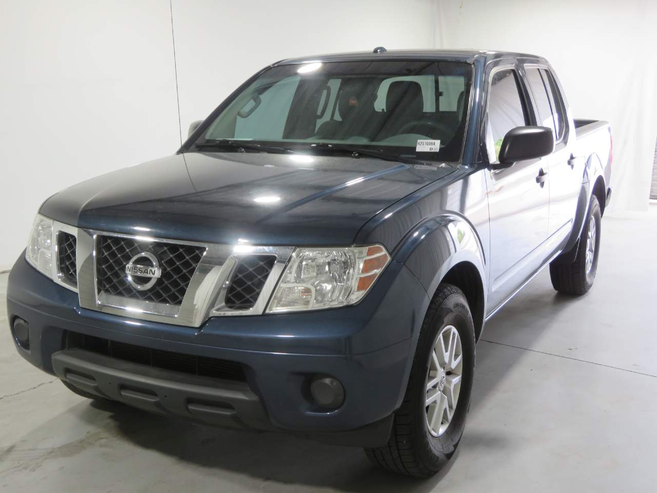 2015 Nissan Frontier SL Crew Cab