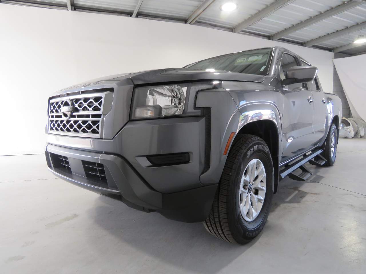 2024 Nissan Frontier SV Crew Cab