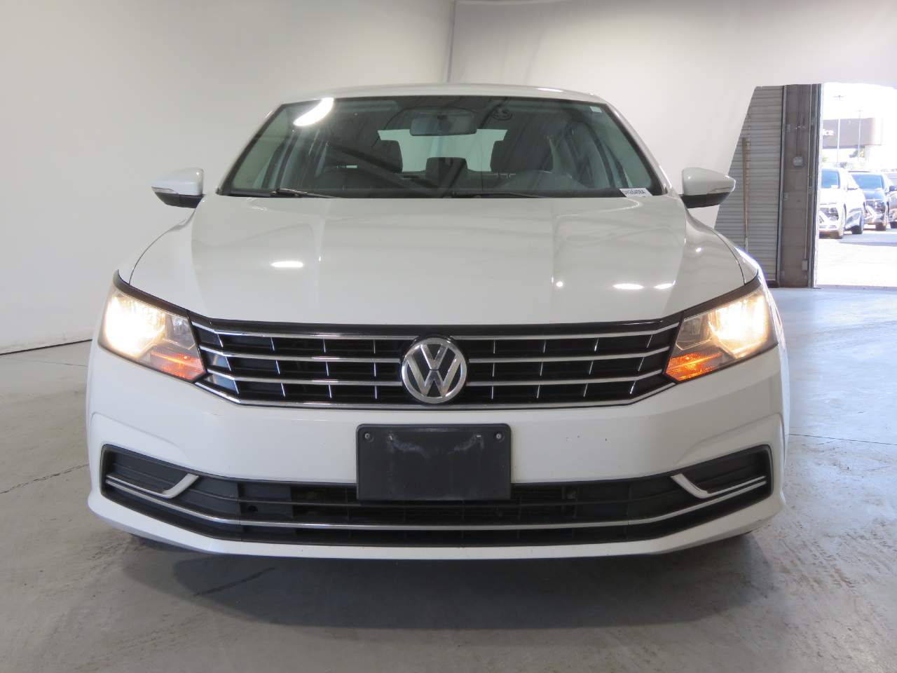 2016 Volkswagen Passat 1.8T S