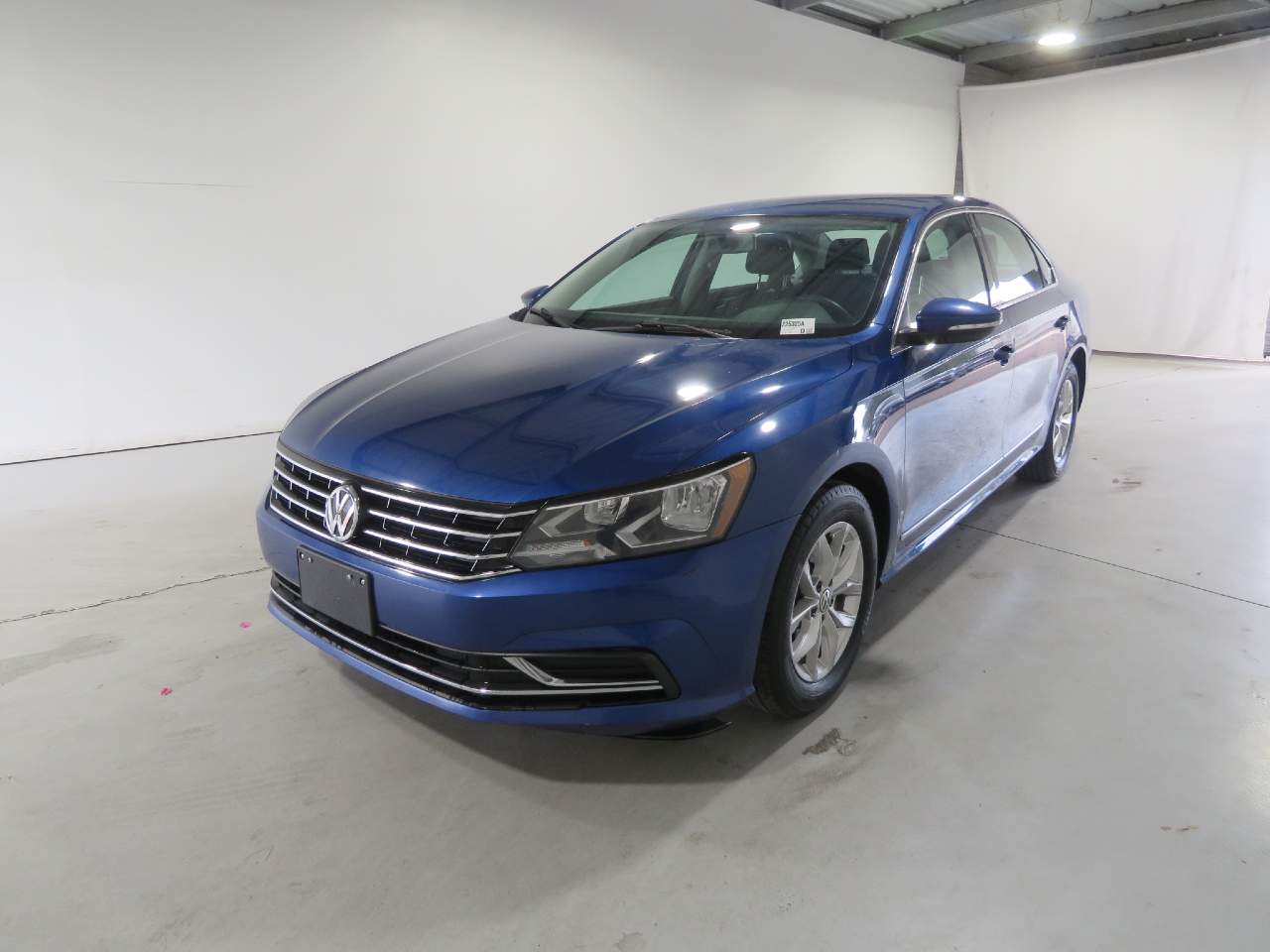 2016 Volkswagen Passat 1.8T S