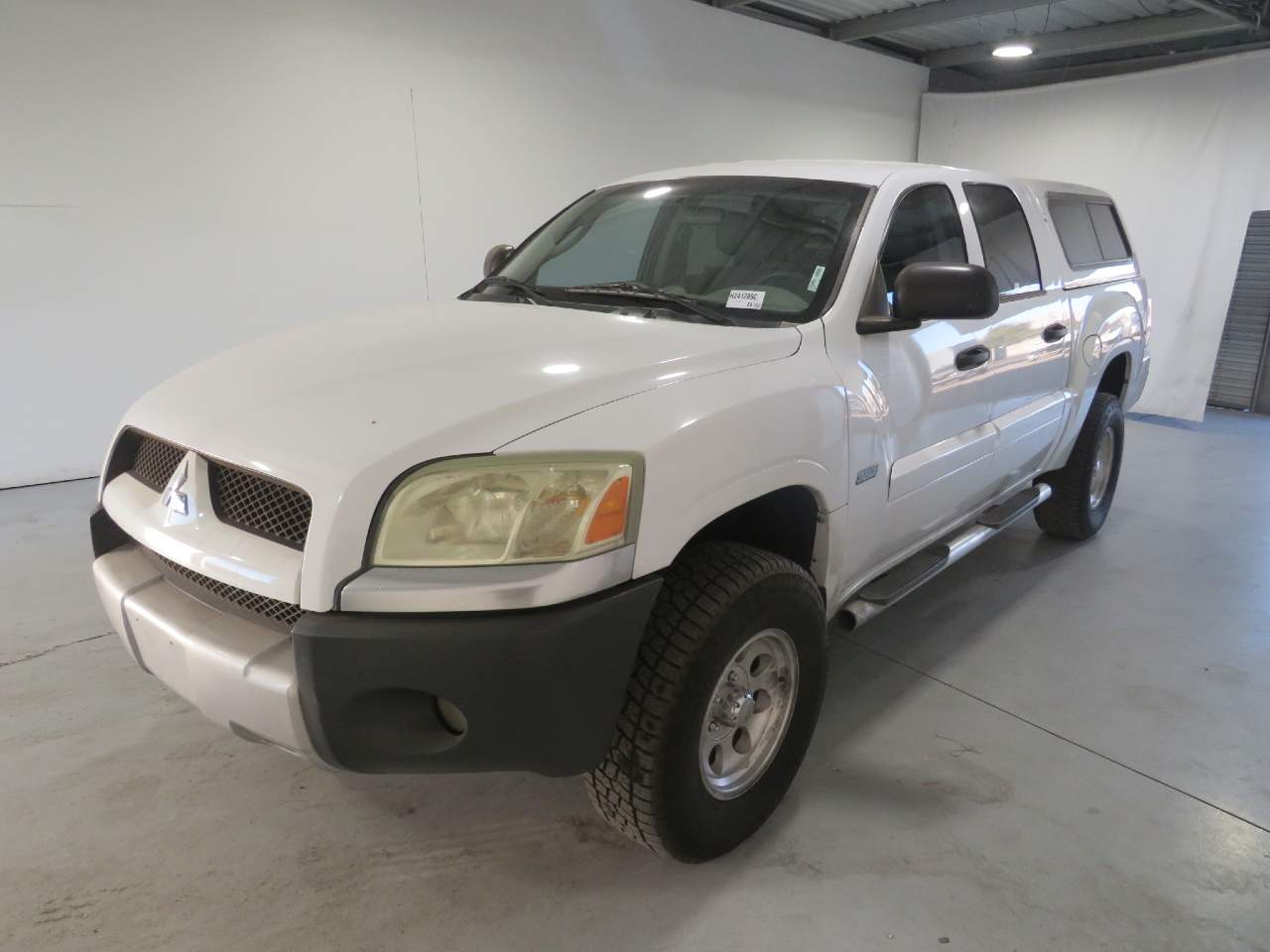 2006 Mitsubishi Raider Duro Cross V6 Crew Cab