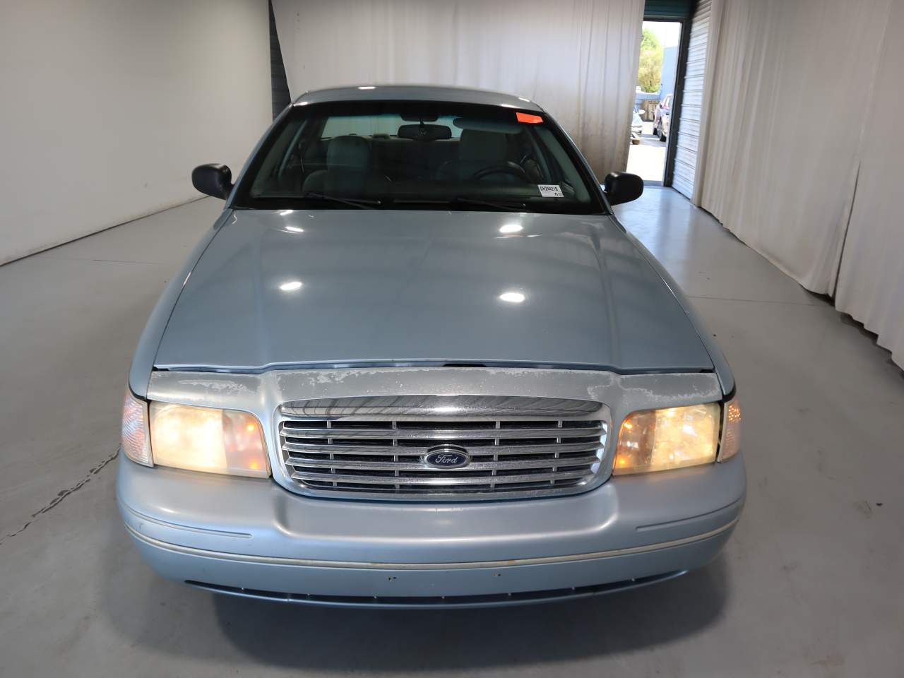 Used 2004 Ford Crown Victoria LX with VIN 2FAFP74W04X178081 for sale in Phoenix, AZ