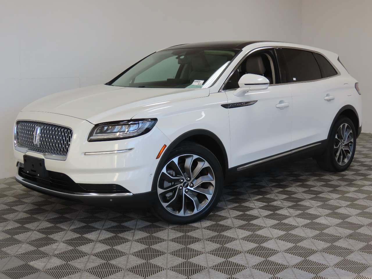 2021 Lincoln Nautilus Reserve