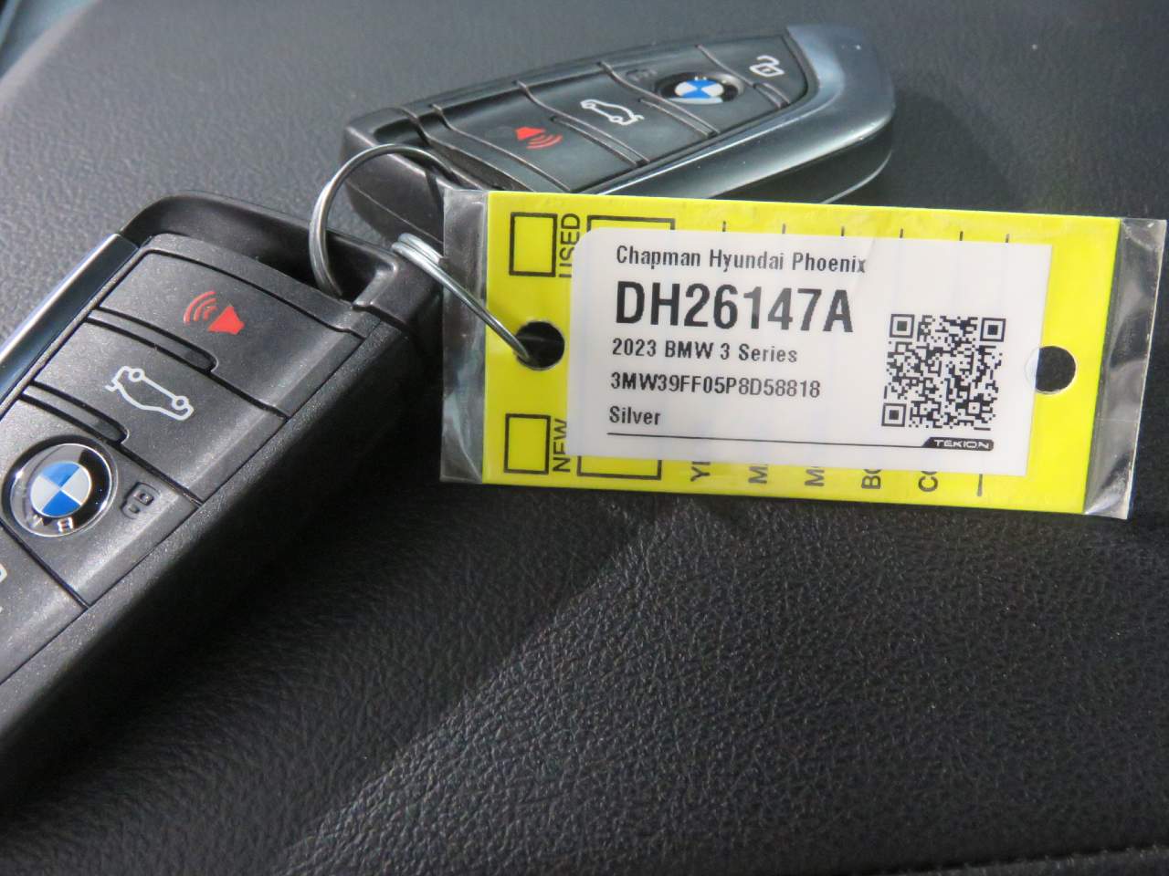 2023 BMW 3-Series 330e