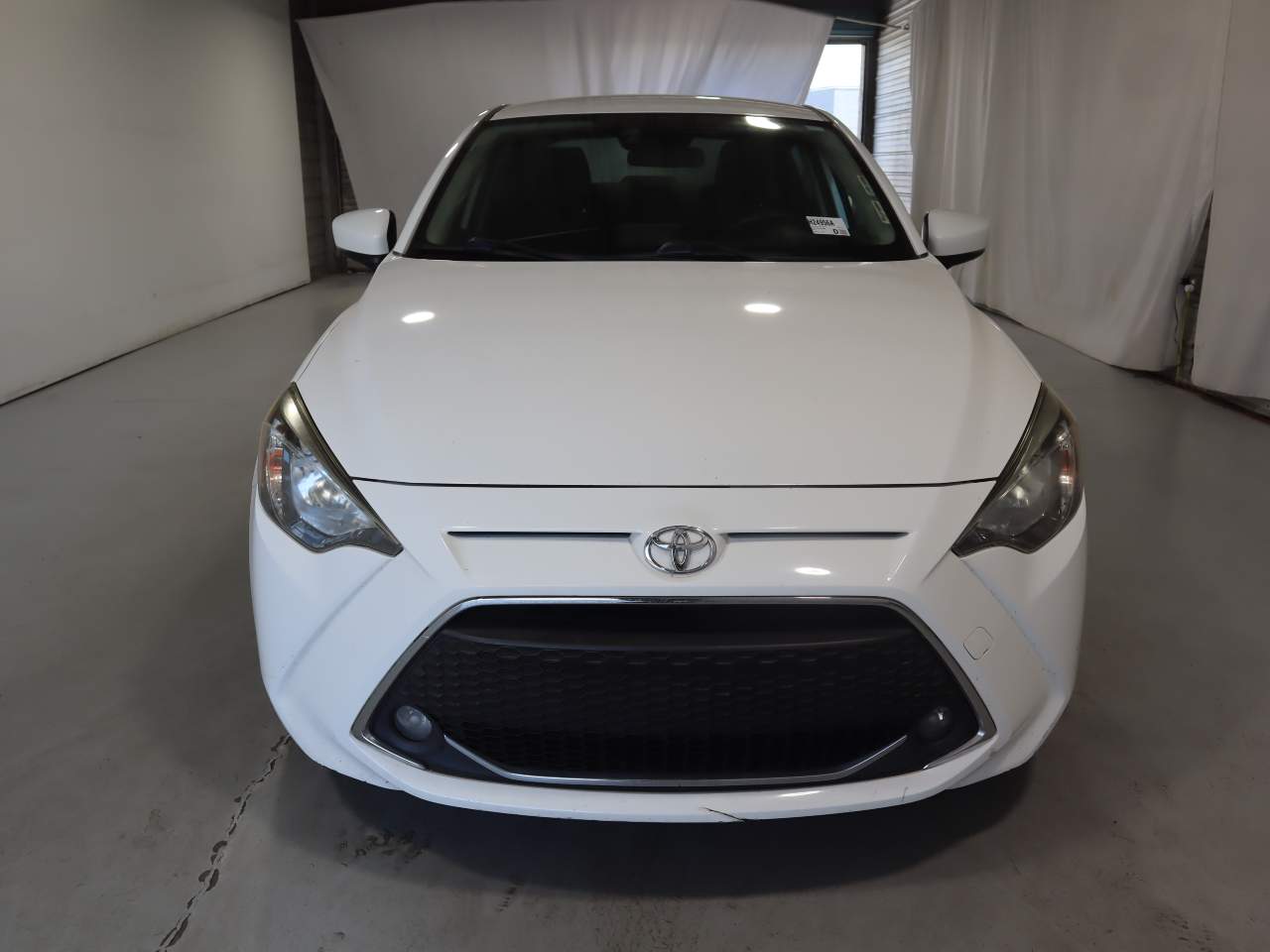 2019 Toyota Yaris L