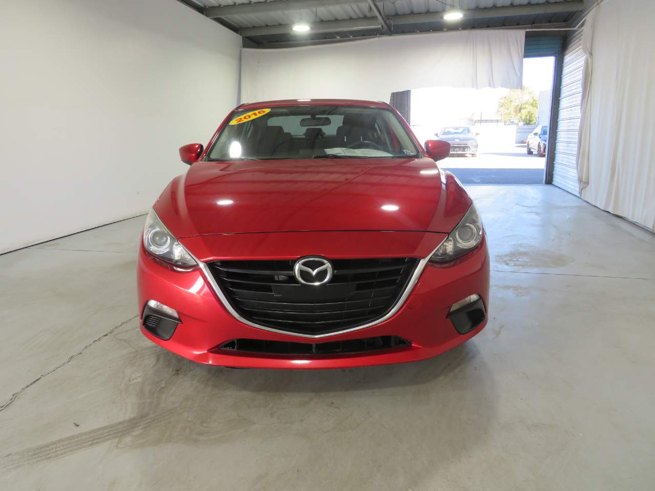 2016 Mazda3 i Sport