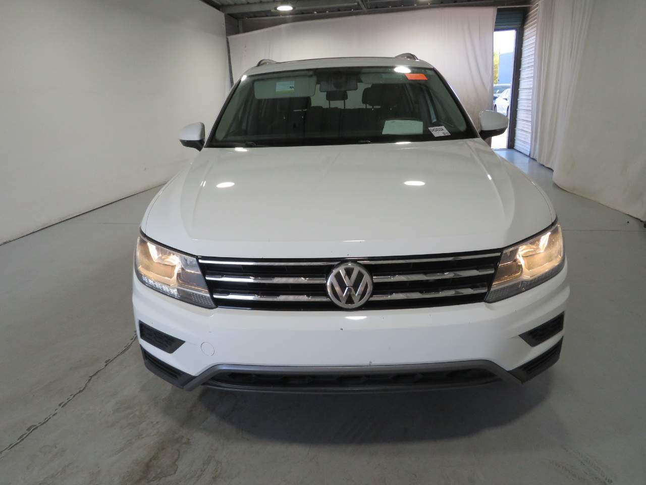 Used 2020 Volkswagen Tiguan SE with VIN 3VV2B7AX5LM117261 for sale in Phoenix, AZ