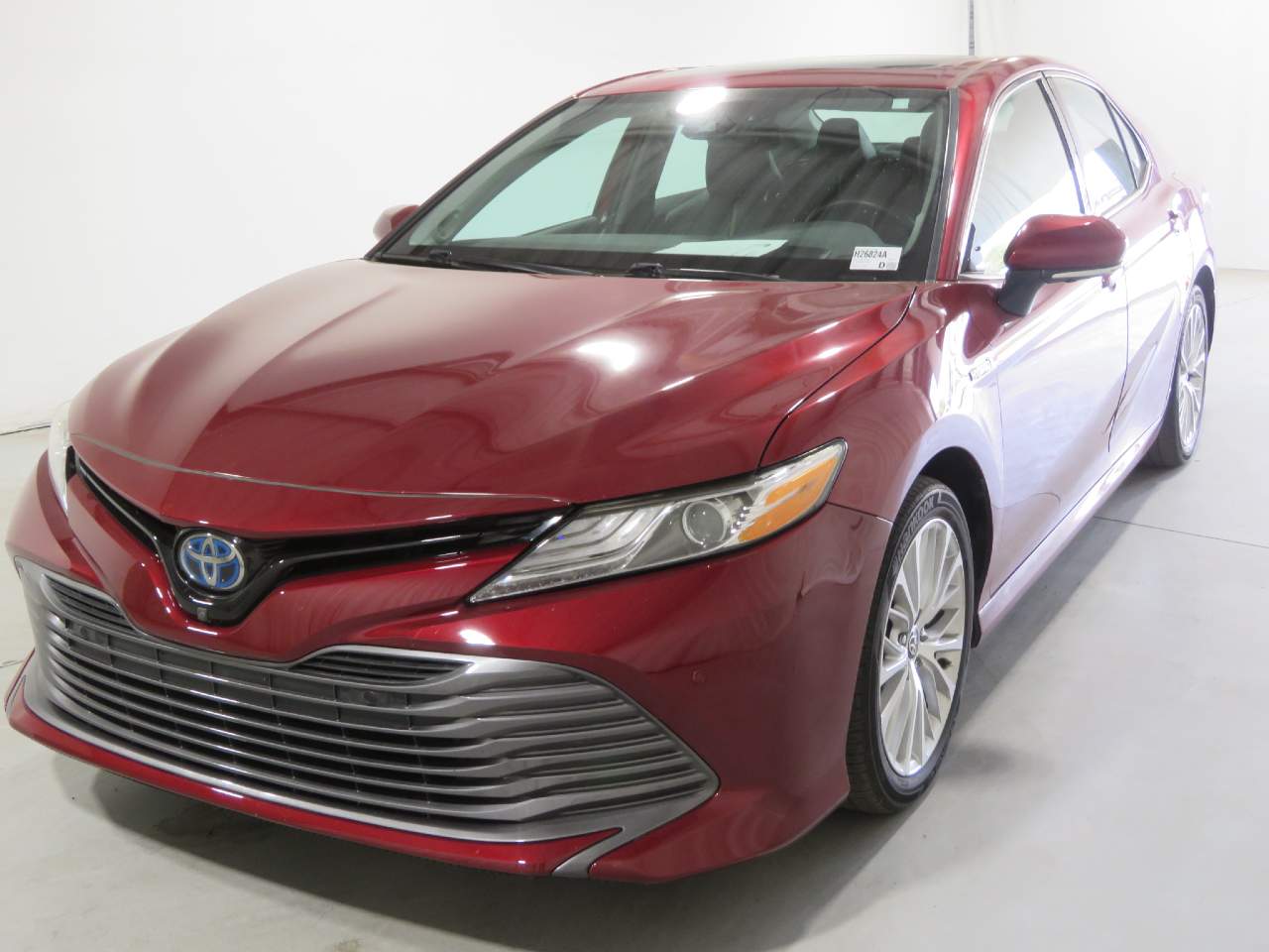 2020 Toyota Camry 2.5 Auto XLE Hybrid's photo